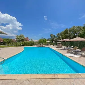 Aparthotel Amazona And, Spartia (Kefalonia)